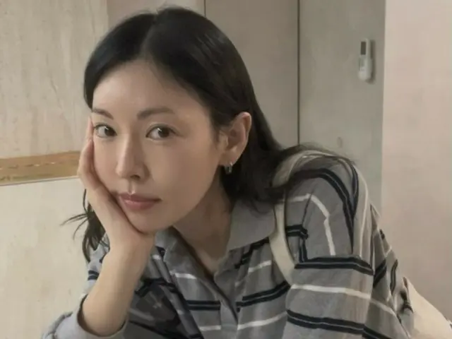 演员金瑞英不化妆也很漂亮