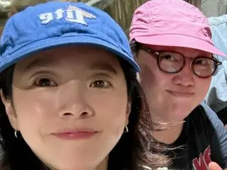 演员韩智旻继金惠秀之后，与朴俊勉关系密切……“所以年纪大一点的女孩子都喜欢我”