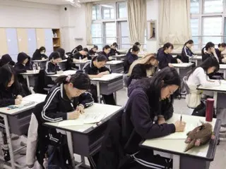 韩国六月份学术水平评估英语答案泄露事件后，要求警方调查，在考试开始前就澄清