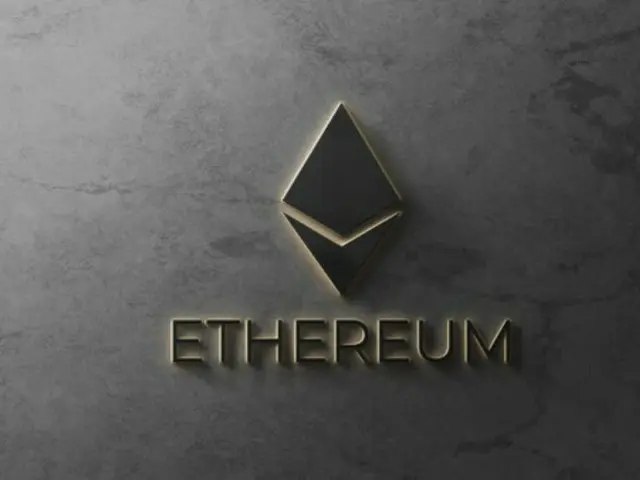 以太坊现货ETF单日流入量达2.4亿美元，超越比特币ETF