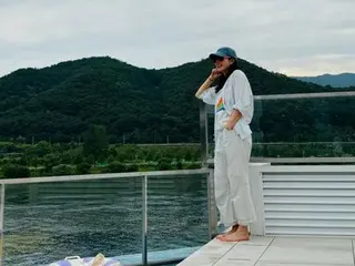 女演员孙艺珍即使赤脚站立也散发着女神气息