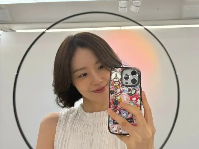 演员文彩元，温柔的微笑...爆发出清纯可爱的女性美