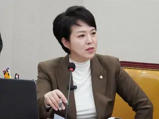 人民力量国家政策首席副委员长金恩惠批评李在明政府的贷款限制：“这对韩国人来说是监管炸弹，但对外国人来说却是避风港”（韩国）