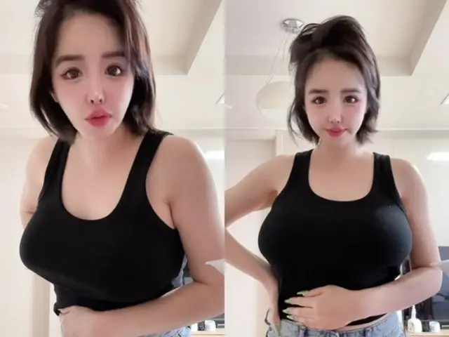 BOM（2NE1），在家检查自己的造型？……无法掩饰她华丽的“无聊”