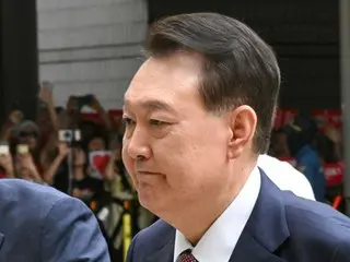 前总统尹锡烈不出拘留室...特检将“明日下午2点前逮捕”=韩国