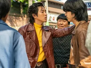 允浩（U-KNOW）（东方神起），在《菠萝暴徒》中惊艳亮相……完美变身木浦暴徒
