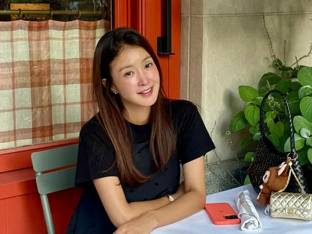 離婚した夫の子どもを妊娠し世間を驚かせたイ・シヨン、米国に1か月滞在中の近況公開…癒しを満喫?