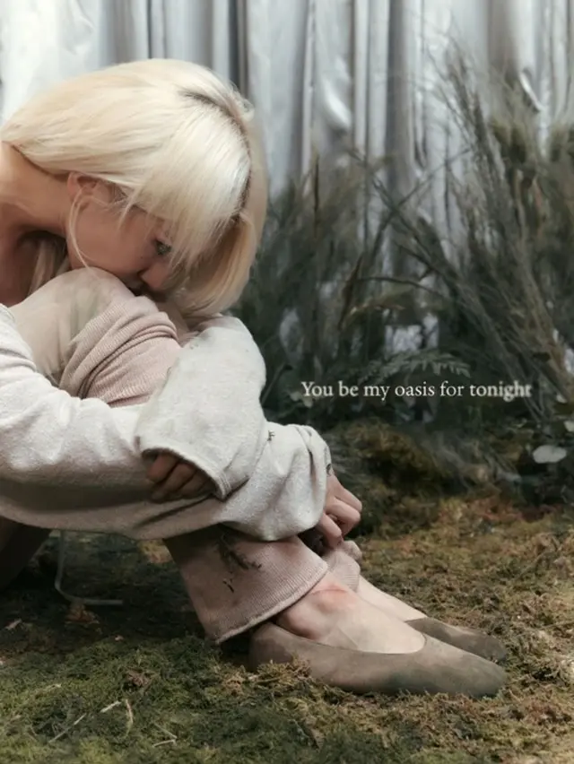 歌手チョン・ソミ、新曲「CLOSER」リリックポスター公開…謎めいた雰囲気