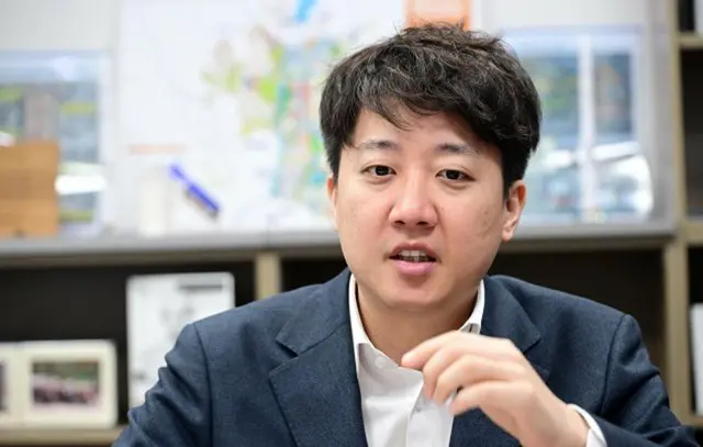 李俊錫、改革新党代表