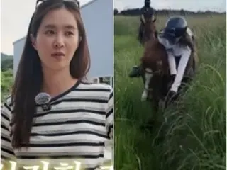 少女时代成员Yuri在济州岛从马上摔下