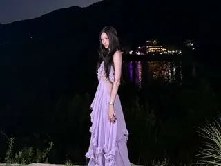 《ALLDAY PROJECT》中的富家女安妮，是天生的明星。