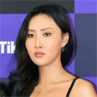 HwaSa（MAMAMOO）