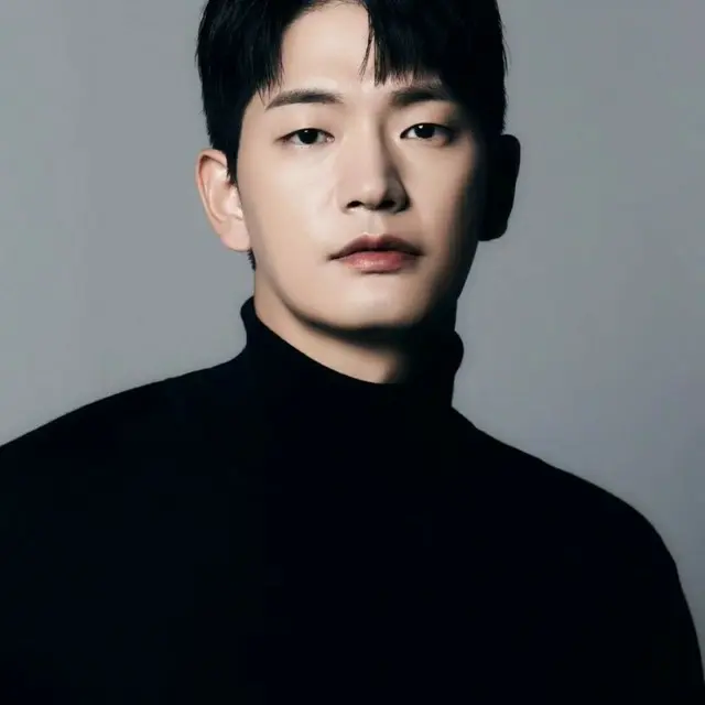 Kang Sang Jun（ムン・ジオン）