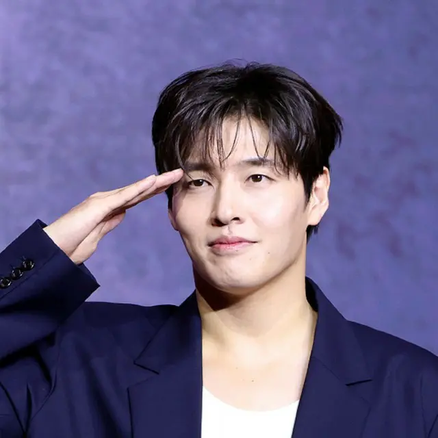Kang HaNeul（カン・デホ）