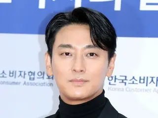 演员朱智勋被选为消费者日“年度男演员”
