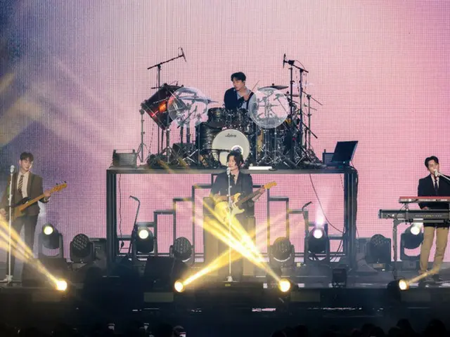 “DAY6”在全体成员服完兵役后，时隔4年举办首次个人演唱会……圆满结束