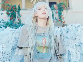 鲜花、收据、蓝色连衣裙……IU新专辑《The Winning》背后的意义是什么？