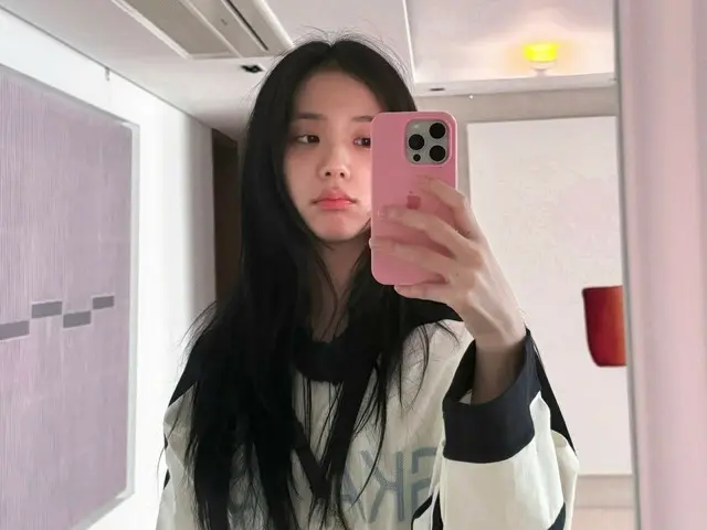 《BLACKPINK》Jisoo闷闷不乐的表情也很可爱