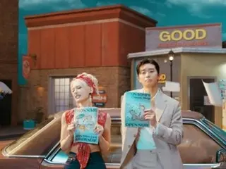 演员朴瑞俊出现在 Somi 的新歌《Ice Cream》的音乐视频中（包括视频）