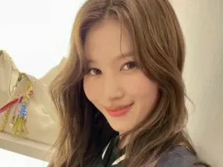 “TWICE”Sana，清澈的眼睛......美丽的视觉效果