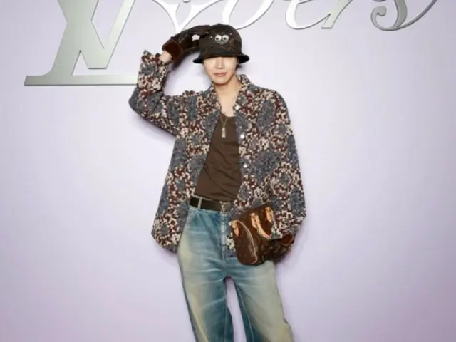 “BTS”J-Hope闪耀巴黎时装周...惊喜参与演唱Pharrell Williams新歌《LV Bag》