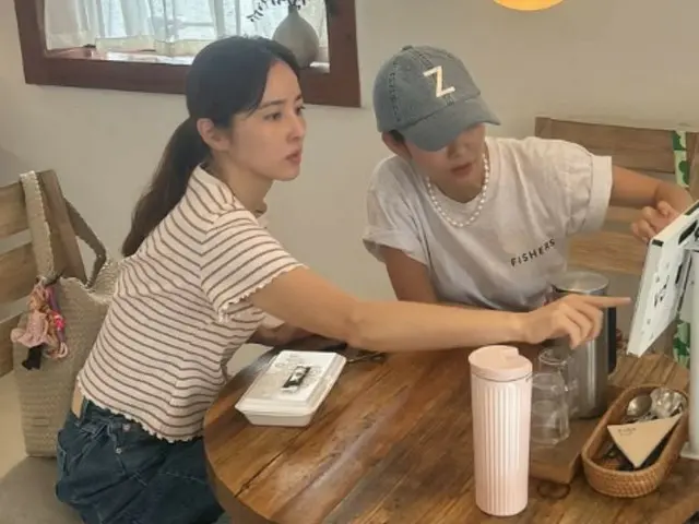 韩惠珍♥奇诚庸爱上了她美丽的脸庞......雕塑般的轮廓