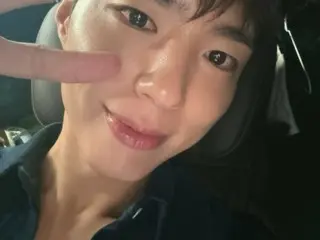 朴宝剑，灿烂笑容治愈…坚强的肩膀让人心动