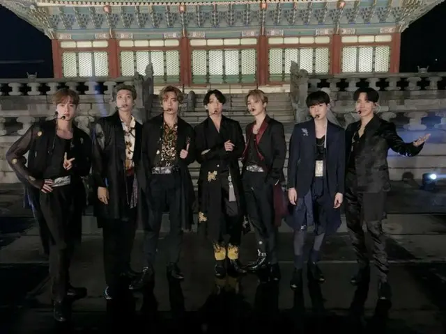 “ARMY们，集合！”防弹少年团粉丝纪录片《BTS ARMY: FOREVER WE ARE YOUNG》今日（30日）全球上映