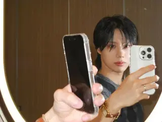 SHINee 的泰民，“看着镜子里的自己”——在一个安静的夏日里拍摄的性感自拍照