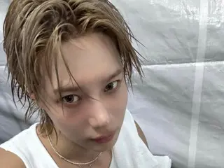 SHINee 的泰民在新加坡领衔演唱《WATERBOMB》……还与珉豪一起表演《View》