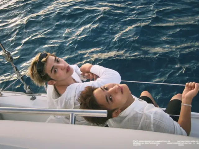 “SEVENTEEN”S.COUPS x MINGYU，夏威夷蓝天下的灿烂表情…首张迷你专辑《HYPE》
 《VIBES》BUDDY版官方照片发布