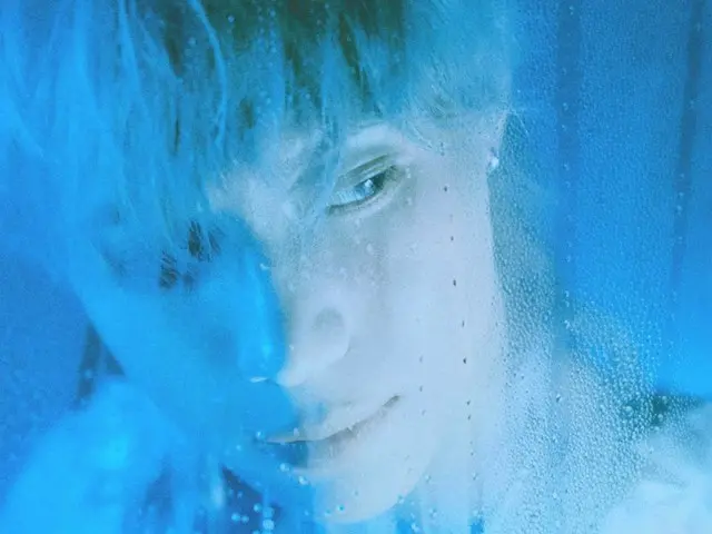 SHINee 泰民发布新歌《Veil》“WET”概念照片