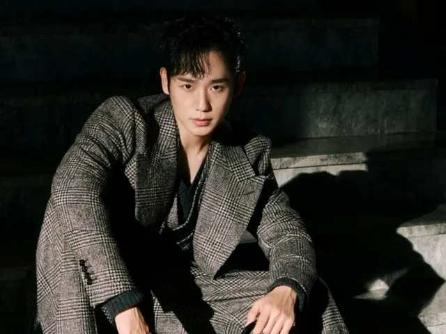丁海寅，永恒……完美演绎 Dolce & Gabbana 系列
