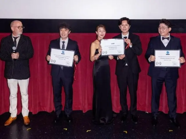 演员金敏贞回归荧幕的电影《佛罗伦萨》斩获好莱坞电影节三项大奖