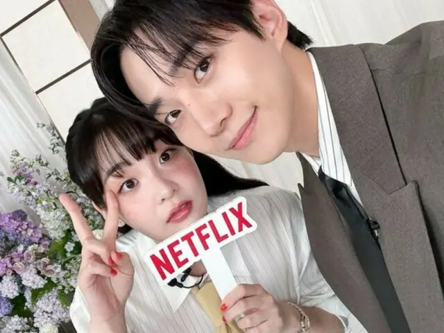 2PM俊昊和金敏荷，视觉效果棒极了...期待他们在《太丰贸易公司》中的合作。