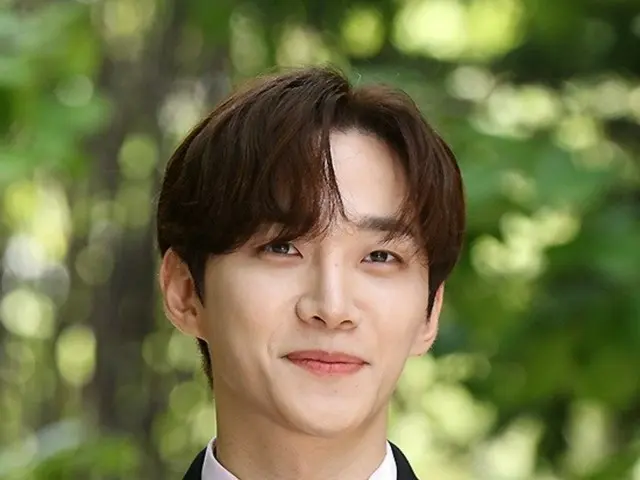 2PM 俊昊的粉丝向儿童捐赠大米