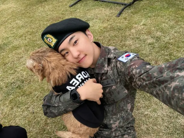 SEVENTEEN成员Hoshi完成基础军事训练后公开了最新近况……“谢谢CARAT们”