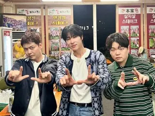 东方神起成员允浩（U-KNOW）与全炫茂、郭俊彬合影……出演《全炫茂 Plan 3》