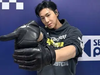 东方神起成员允浩（U-KNOW）以点舞宣传新歌